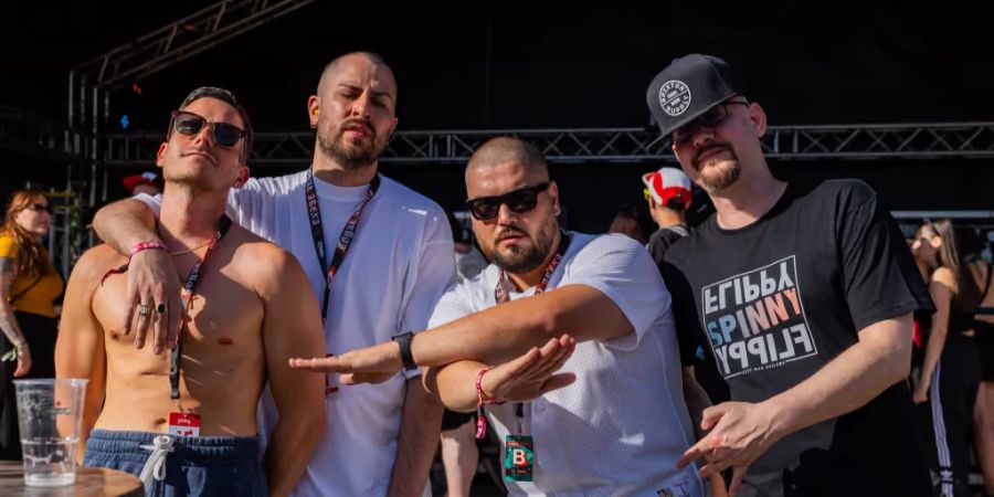 Diese Hip-Hop-Fans sind am Royal Arena Festival genau am richtigen Ort für gute Musik.