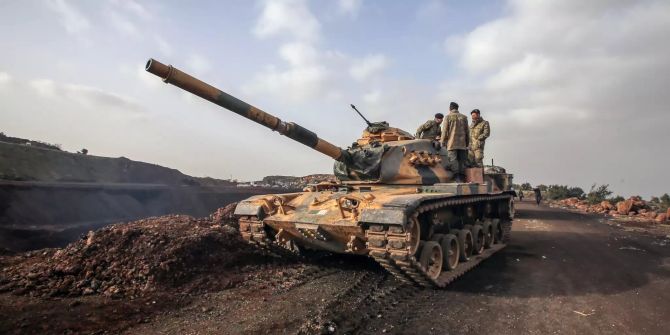 Türkischer Panzer in Nordsyrien