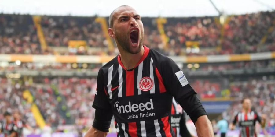 Bas Dost brauchte keine 15 Minuten, um das erste Mal im Eintracht-Trikot zu treffen. Foto: Arne Dedert