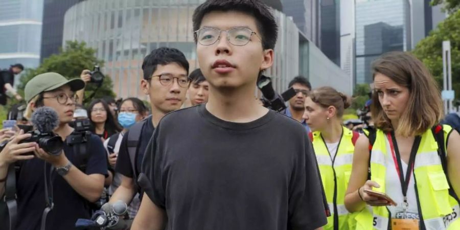 Joshua Wong Regenschirm bewegung