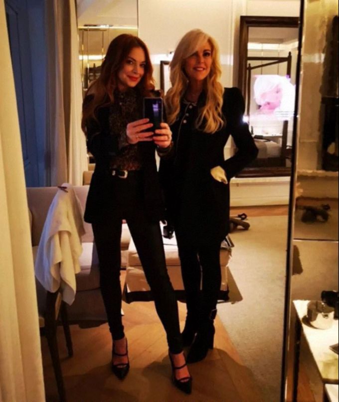 Dina stellte ihrer berühmten Tochter ihren Freund nie vor. lindsay lohan