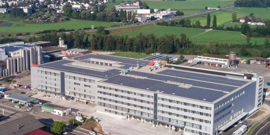 Das neue Logistikzentrum von Fust in Oberbüren wird eröffnet.