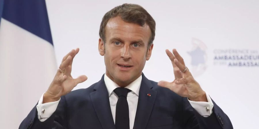 emmanuel macron