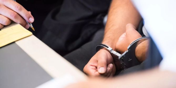 Kleinkind durch Vater schwer verletzt