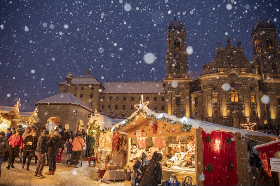 Erneut stellt sich die Frage: Feiern wir dieses Jahr Weihnachten mit Schnee? (Symbolbild)