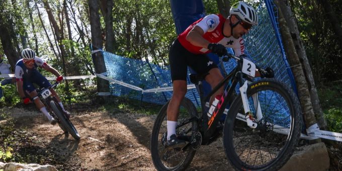 Nino Schurter landet als bester Schweizer beim Weltcup in Snowshoe auf dem achten Platz. Nino Schurter