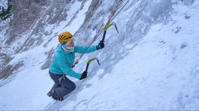 Beim Eisklettern braucht es durchaus Lust an der Herausforderung. Eisklettern, Schnee