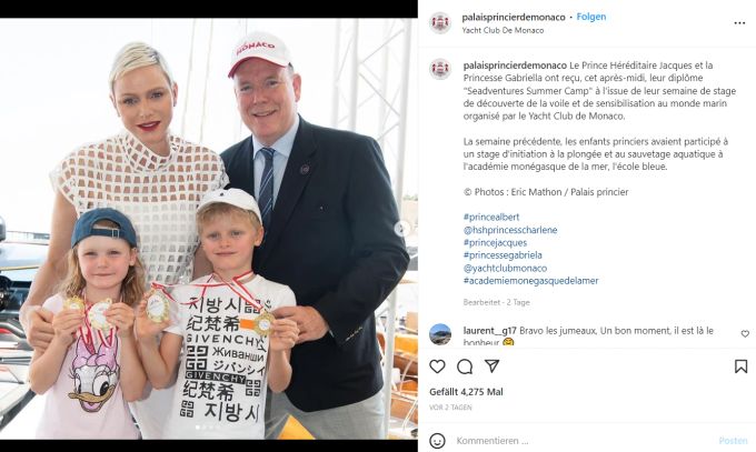 Charlène von Monaco posiert mit Fürst Albert und den Zwillingen Jacques und Gabriella. Charlène von Monaco
