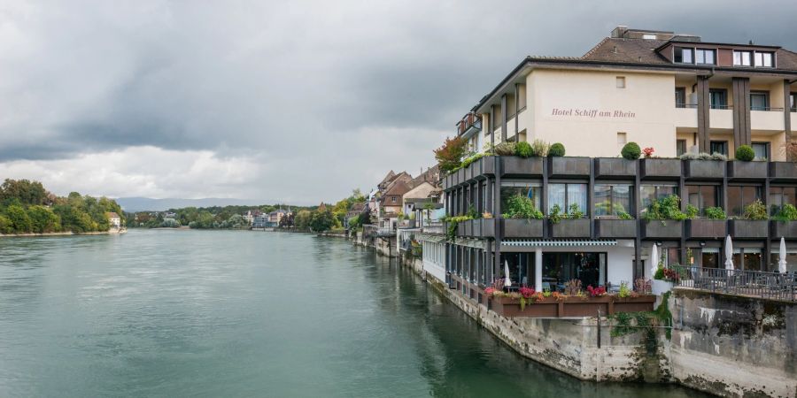 Das Rheinufer in Rheinfelden.