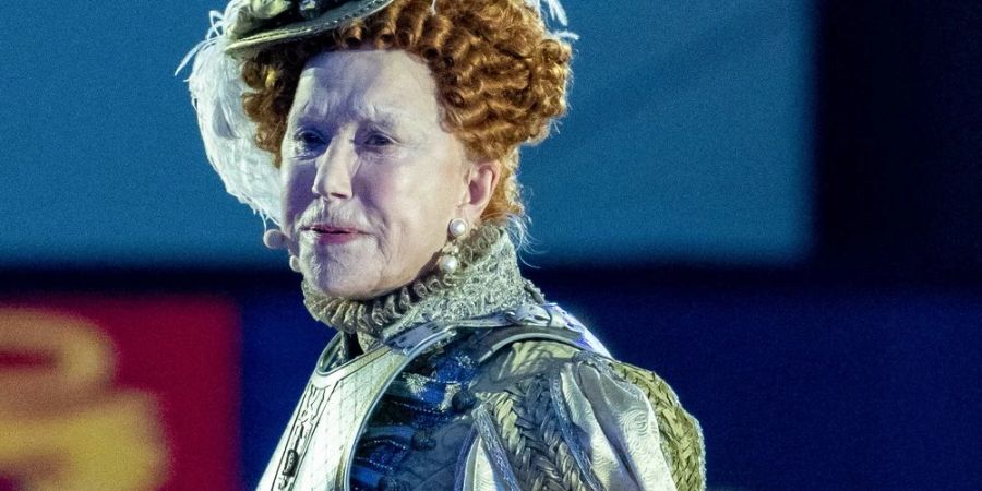 Helen Mirren als Queen Elizabeth I.