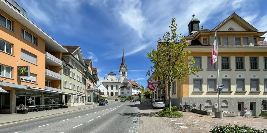 Dorfzentrum Hochdorf.