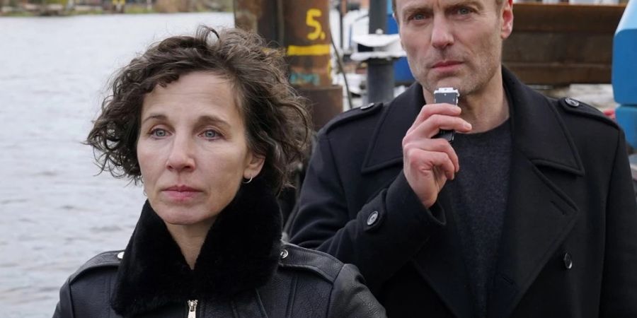 Nina Rubin (Meret Becker) und Robert Karow (Mark Waschke) ermitteln im «Tatort: Das Mädchen, das allein nach Haus' geht» zum letzten Mal zusammen.