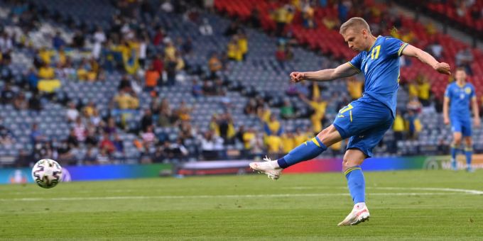 Die ukrainische Nationalmannschaft um Oleksandr Sintschenko will zur WM. Die ukrainische Nationalmannschaft um Oleksandr Sintschenko will zur WM.