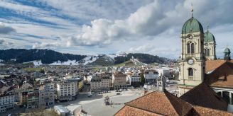Einsiedeln - Bezirksrat unterstützt Totalsanierung Hallenbad Ybrig
