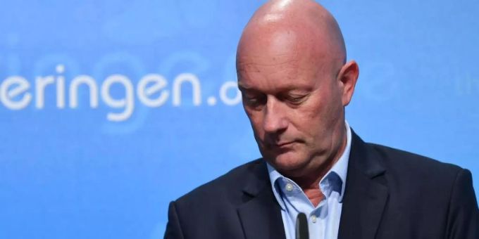 Aus der Traum: Thomas Kemmerich, Noch-Ministerpräsident von Thüringen, kündigt seinen Rückzug an. AfD Kemmerich