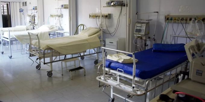 In einer psychiatrischen Klinik in Luzern tötete ein Mann 2017 seinen Zimmernachbarn (Symbolbild). Klinik