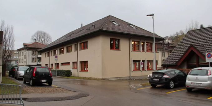 Das Schulhaus Rosenau. Das Schulhaus Rosenau