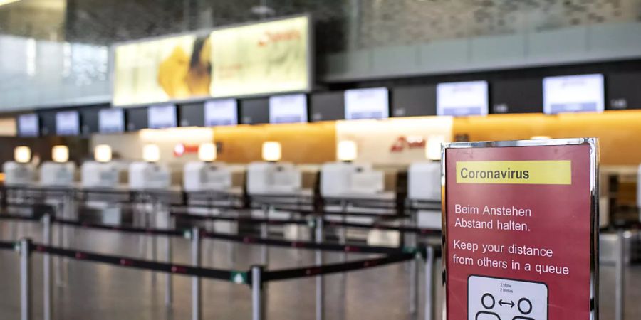 Die Coronavirus-Pandemie macht den Flughafenbetreibern in Europa zunehmend zu schaffen. Dennoch bestätigt die Ratingagentur Standard & Poor's (S&P) ihre Bonitätsnote «AA-» für den Flughafen Zürich, sie senkt aber den Ausblick.