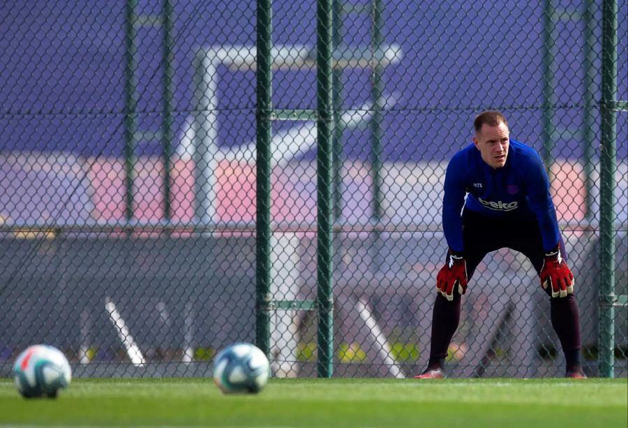 Keeper Marc-André ter Stegen noch vor dem Coronavirus im Training des FC Barcelonas.