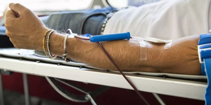 Trotz oder gerade wegen des Coronavirus appelliert das Schweizerische Rote Kreuz an die Bevölkerung, weiter Blut zu spenden. Blutspenden coronavirus