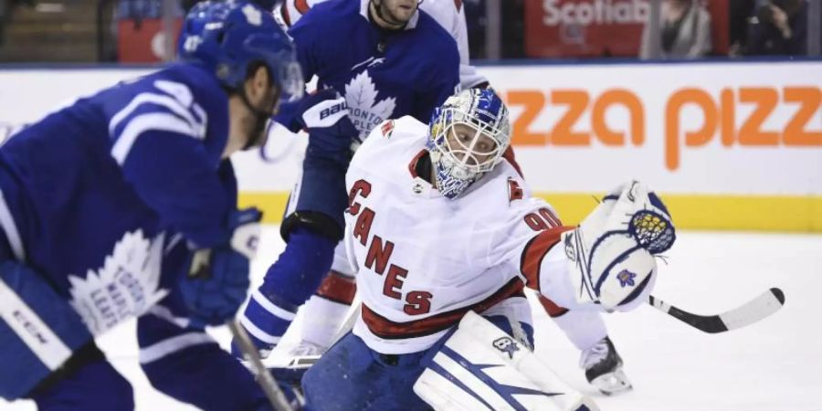 David Ayres kam als Notfalltorwart bei den Carolina Hurricanes zum Einsatz. Foto: Frank Gunn/The Canadian Press/dpa