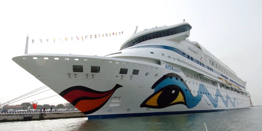 Aida Aura Hafen Kreuzfahrtschiff