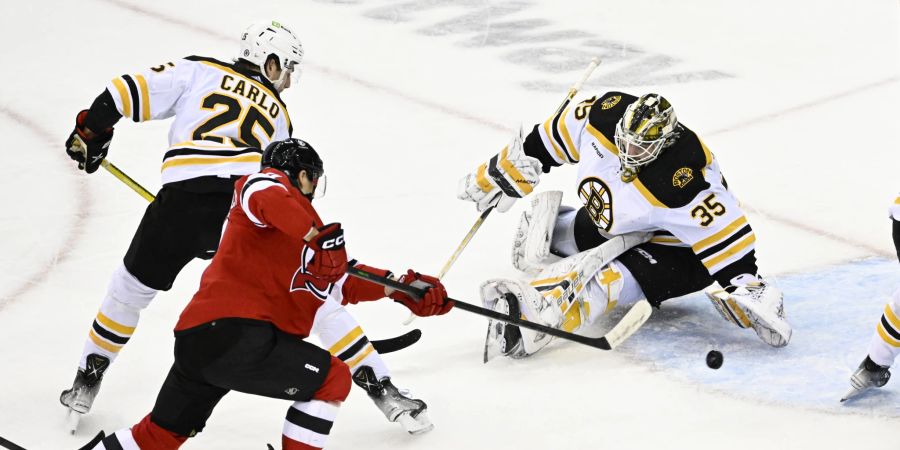 NHL Devils Bruins