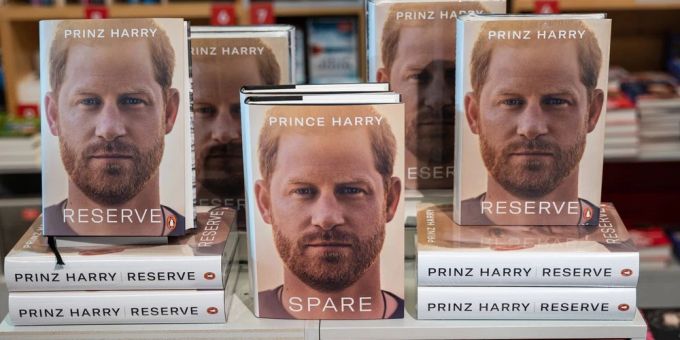 «Reserve» - Prinz Harrys Autobiografie stellt Rekorde auf