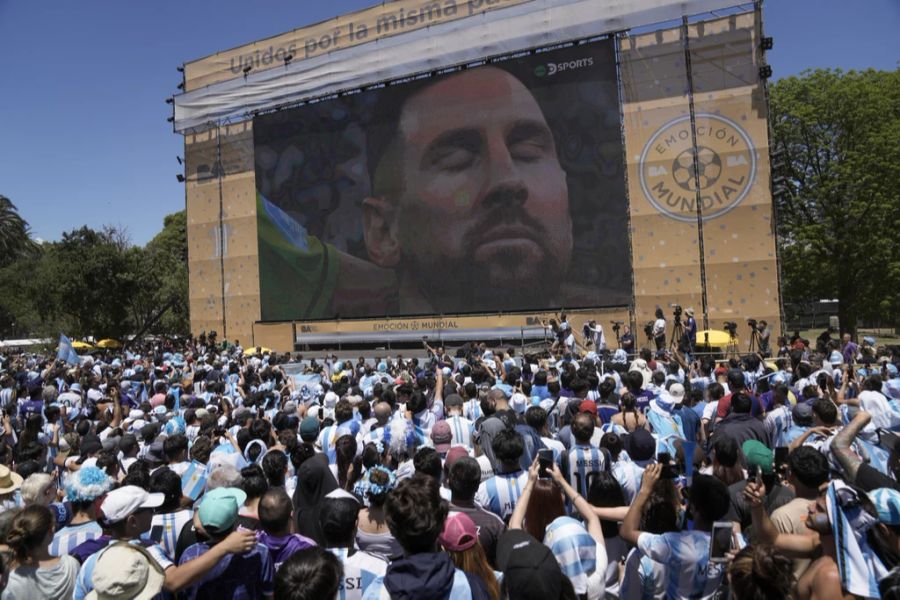 Vor dem WM-Final im Public.Viewing in Buenos Aires.