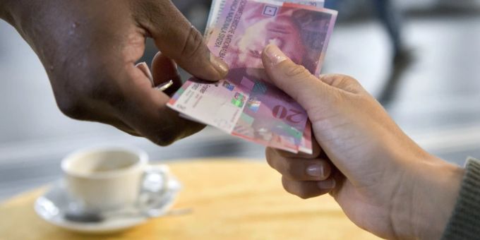 Fast die Hälfte der Schweizer beharrt auf Bargeld
