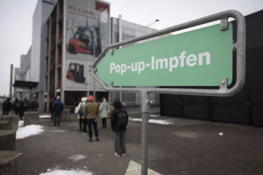 Auch das Walk-in-Impfzentrum Bern Expo schliesst für die Öffentlichkeit.