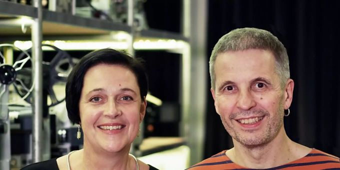 Judith Hofstetter und David Landolf erhalten von den Solothurner Filmtagen einen Ehrenpreis für ihr Wirken an der Kinemathek Lichtspiel in Bern. Judith Hofstetter und David Landolf erhalten von den Solothurner Filmtagen einen Ehrenpreis für ihr Wirken an der Kinemathek Lichtspiel in Bern.