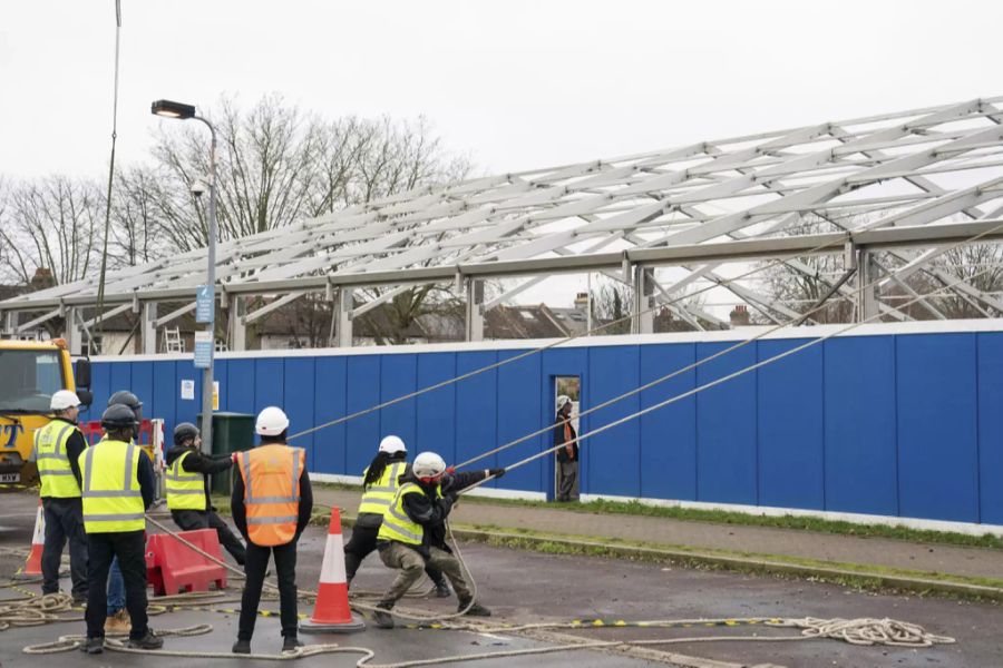 Temporäre Intensivbetten London Omicron