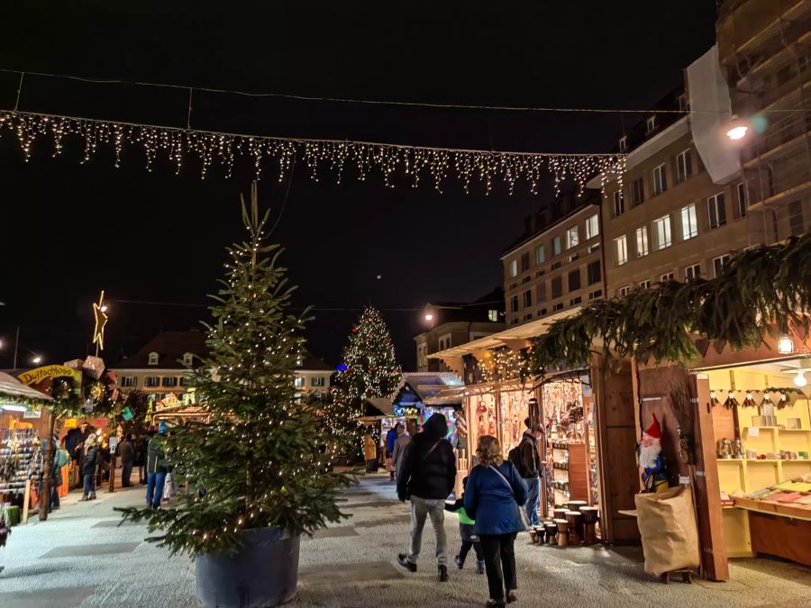 Fotos bei Nacht können schön sein, werden aber schnell mal verwackelt und unscharf.