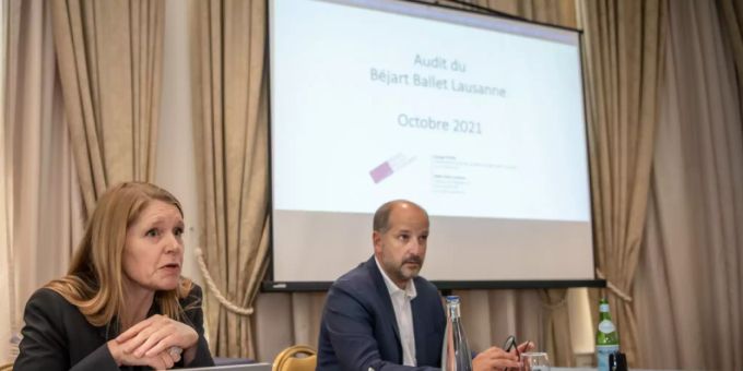 «Schwerwiegende Probleme» beim Béjart Ballet Lausanne (BBL): Solange Peters (links), Präsidentin des BBL-Stiftungsrates, und Vizepräsident Gregoire Junod, präsentierten am Freitag die Ergebnisse des Audits. «Schwerwiegende Probleme» beim Béjart Ballet Lausanne (BBL): Solange Peters (links), Präsidentin des BBL-Stiftungsrates, und Vizepräsident Gregoire Junod, präsentierten am Freitag die Ergebnisse des Audits.