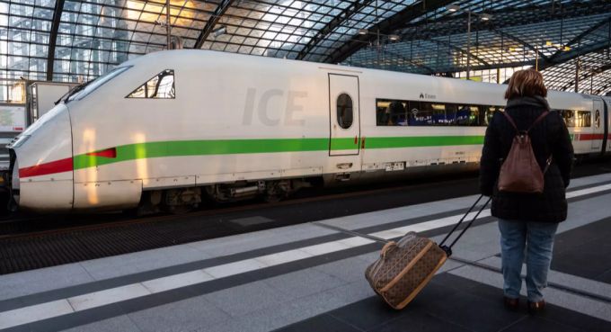 Der Bahnverkehr soll bis zu einem Fünftel an Kapazität gewinnen. Roland Busch