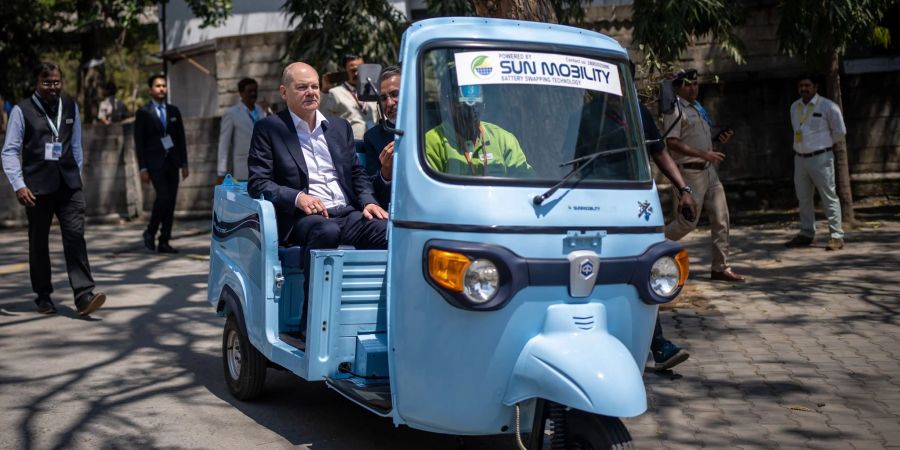 Bundeskanzler Olaf Scholz wünscht sich mehr Zuwanderung von indischen IT-Fachkräften nach Deutschland.