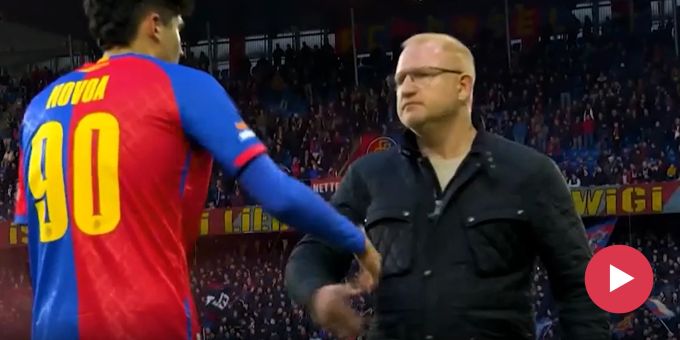 Ein- und Auswechslung - FCB-Vogel erteilt Leihgabe Novoa eine Lektion