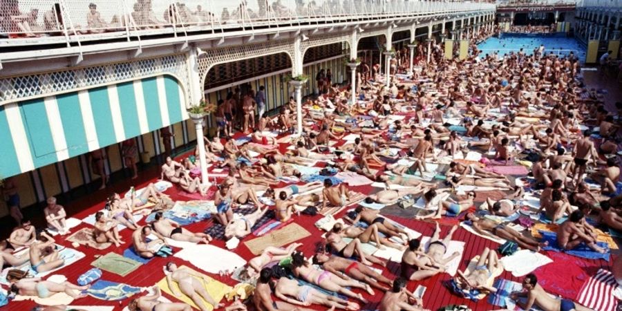 Schwimmbad in Paris 1987