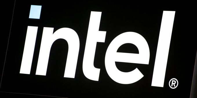 Der Chipkonzern Intel wird hart vom Abschwung des PC-Marktes getroffen. Der Chipkonzern Intel wird hart vom Abschwung des PC-Marktes getroffen.