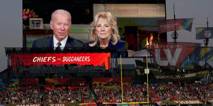 Vor dem Super Bowl gibt es kein Interview mit Joe Biden. Vor dem Super Bowl gibt es kein Interview mit Joe Biden.