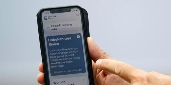 Warnquote über Corona-App steigt Warnquote über Corona-App steigt