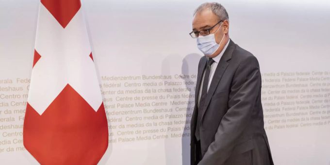 Trifft sich alleine mit der EU in Brüssel: Bundespräsident Guy Parmelin. Das Rahmenabkommen mit der EU ist immer noch nicht fertig verhandelt. Guy Parmelin EU Rahmenabkommen