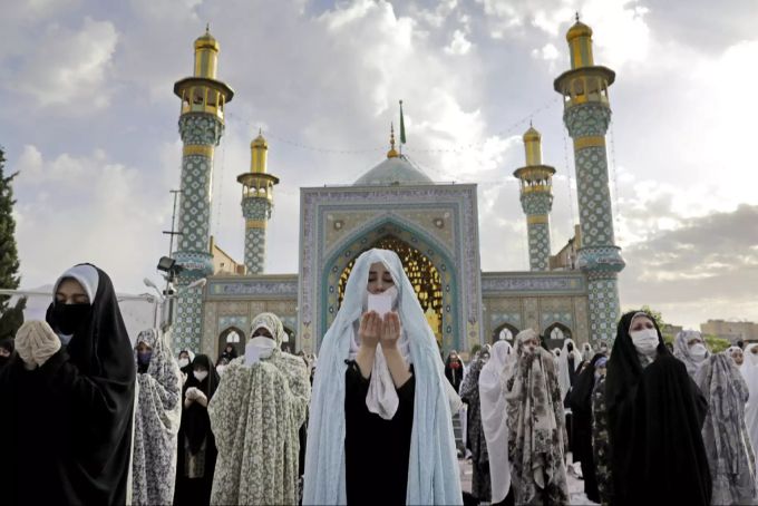 Die WHO warnt vor höheren Corona-Ansteckungszahlen wegen Ostern und Ramadan. (Symbolbild) who