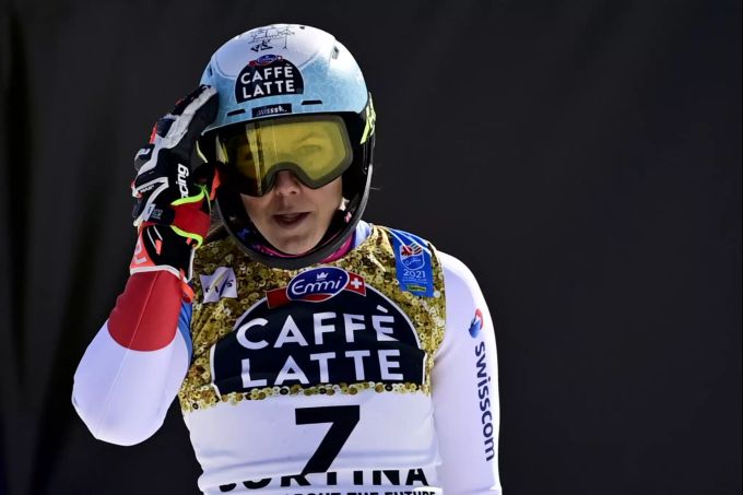 Wendy Holdener nach dem zweiten Durchgang im Slalom an der alpinen Ski-WM in Cortina d'Ampezzo. Wendy Holdener Slalom Cortina