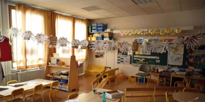Paris - Wunsch von Grundschüler: «Lehrerin endlich ohne Maske sehen»