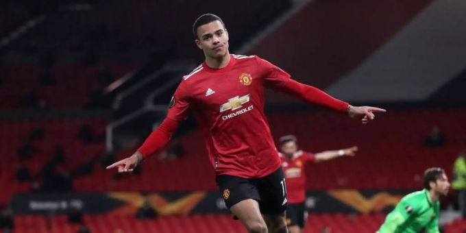 Manchester Uniteds Mason Greenwood freut sich über das sechste Tor im Spiel gegen AS Rom. Foto: Martin Rickett/PA Wire/dpa Manchester Uniteds Mason Greenwood freut sich über das sechste Tor im Spiel gegen AS Rom. Foto: Martin Rickett/PA Wire/dpa