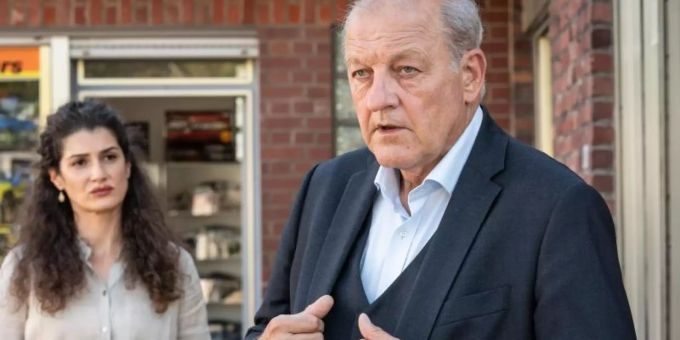 Ein neuer Einsatz für Wilsberg (Leonard Lansink). Foto: Thomas Kost/ZDF/dpa Ein neuer Einsatz für Wilsberg (Leonard Lansink). Foto: Thomas Kost/ZDF/dpa