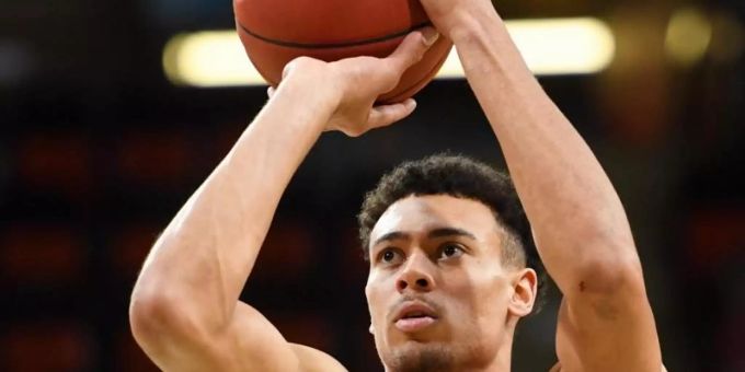 Sorgte mit seiner starken Leistung im Schlussviertel für den Sieg der Bayern: Wade Baldwin. Foto: Tobias Hase/dpa Sorgte mit seiner starken Leistung im Schlussviertel für den Sieg der Bayern: Wade Baldwin. Foto: Tobias Hase/dpa
