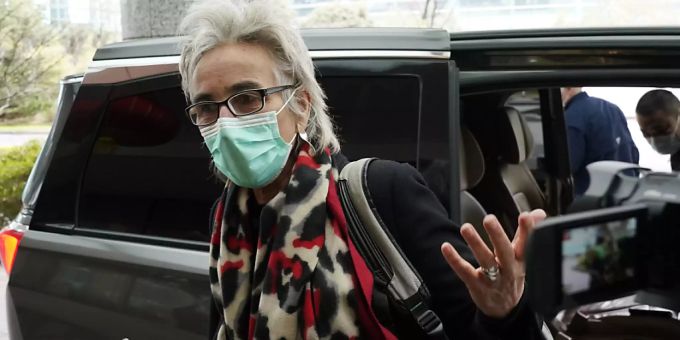 Marion Koopmans, niederländische Virologin und Mitglied des Expertenteams der Weltgesundheitsorganisation, im Februar in der chinesischen Stadt Wuhan. Foto: Ng Han Guan/AP/dpa coronavirus